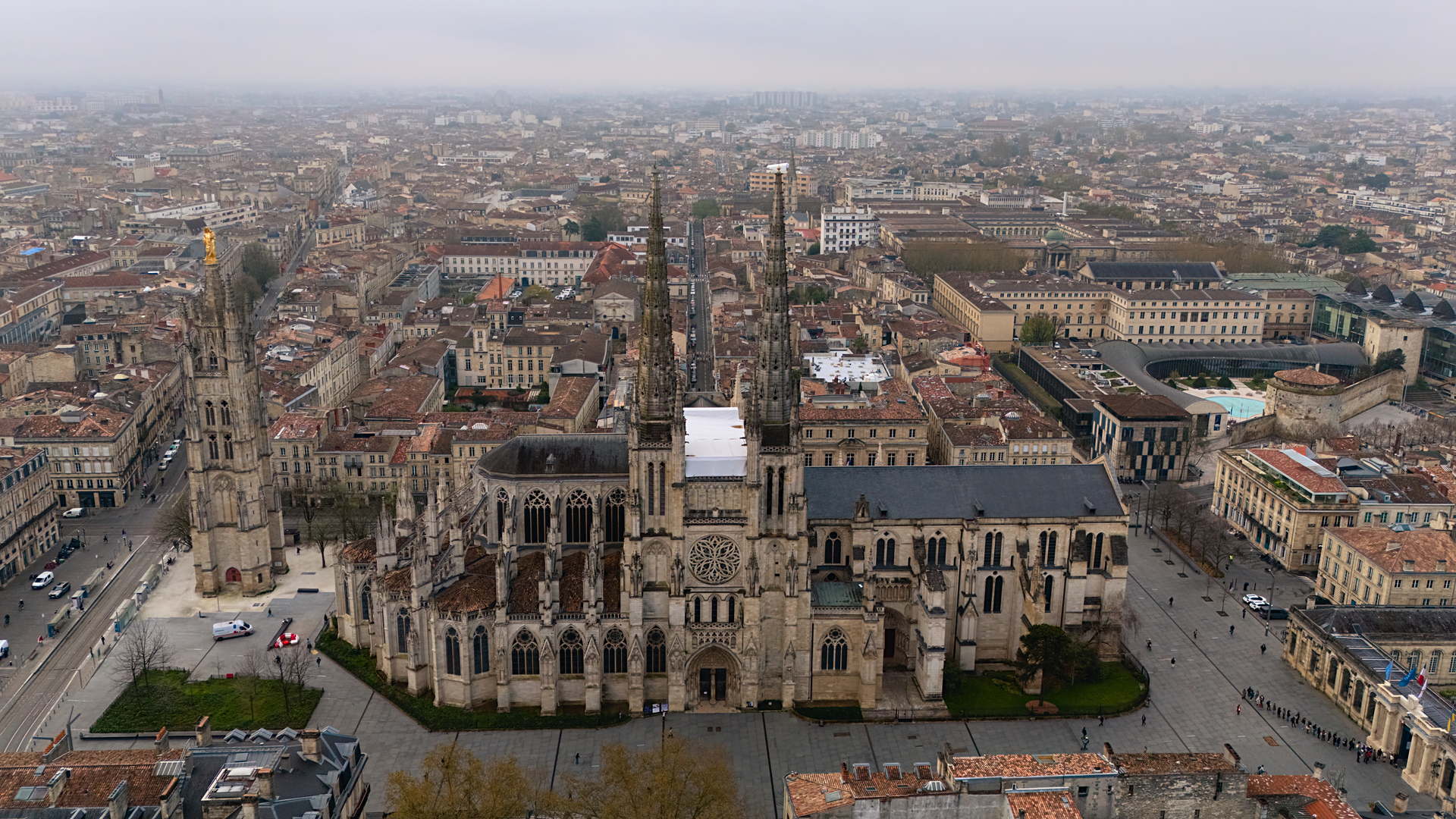 Medium Vecteezy Saint Andre Cathedral And Pey Berland Tower In Cloudy Bordeaux 73735192 Medium